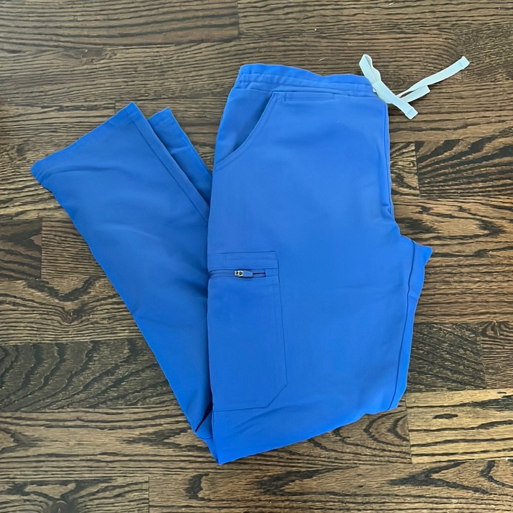 Figs scrubs